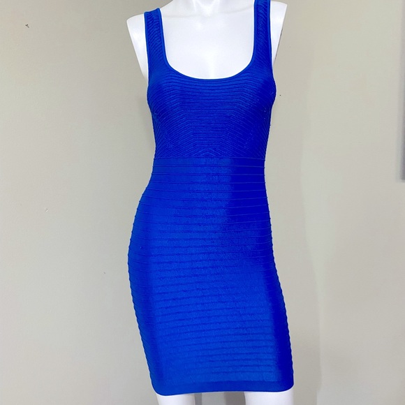 bebe Dresses & Skirts - Bebe Mini Tank Dress M/L 🌻